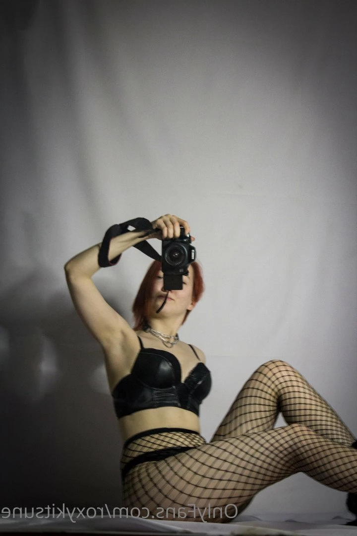 Roxy Kitsune [ roxykitsune ] Onlyfans leaked photo 3105202 on Hotleaks.tv
