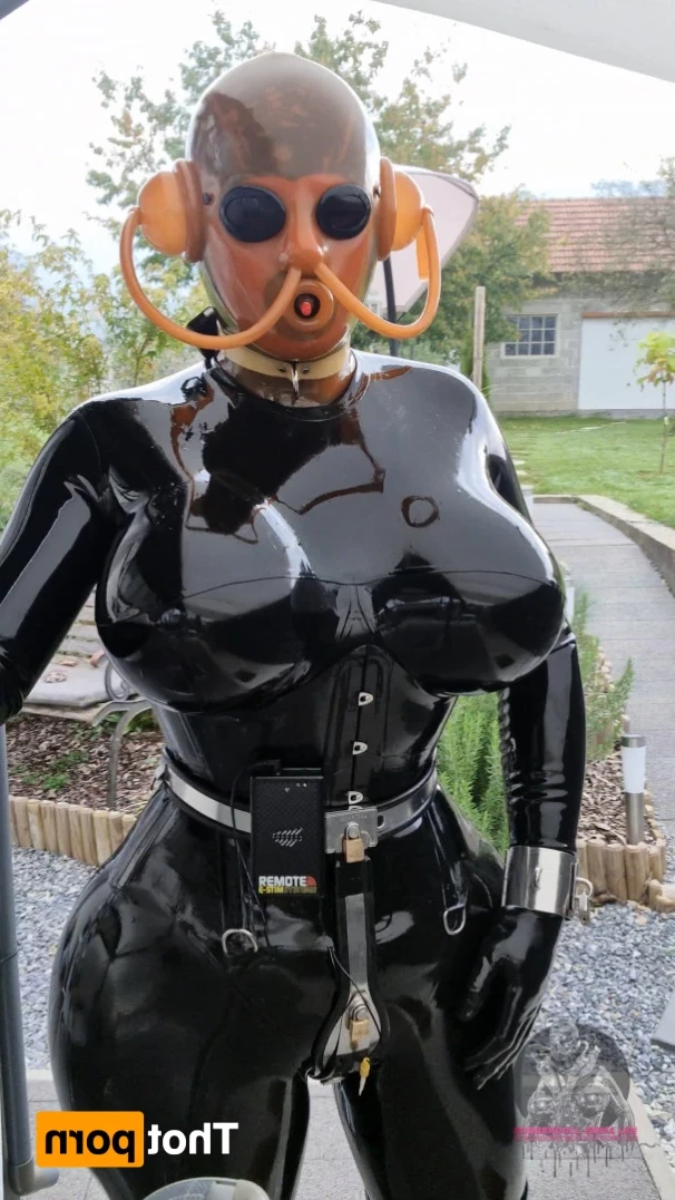 Emma Lee [ rubberdollemma ] Onlyfans leaked photo 12608469 on Hotleaks.tv