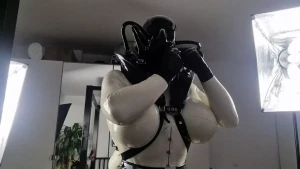 Emma Lee [ rubberdollemma ] Onlyfans leaked video 13372111 on Hotleaks.tv
