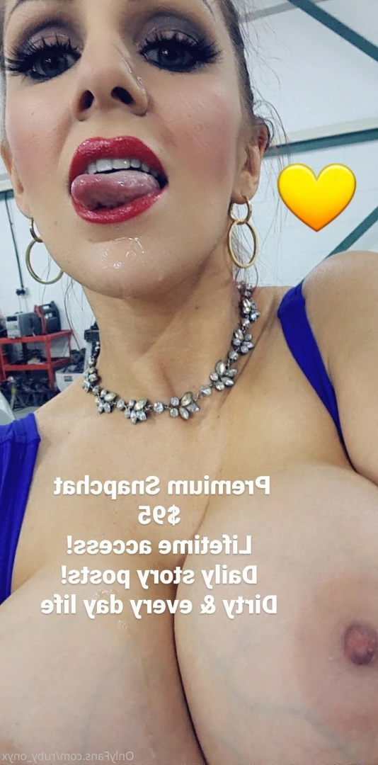 💋𝙍𝙪𝙗𝙮 𝙊𝙣𝙮𝙭💋 [ ruby_onyx ] Onlyfans leaked photo 6141534 on Hotleaks.tv