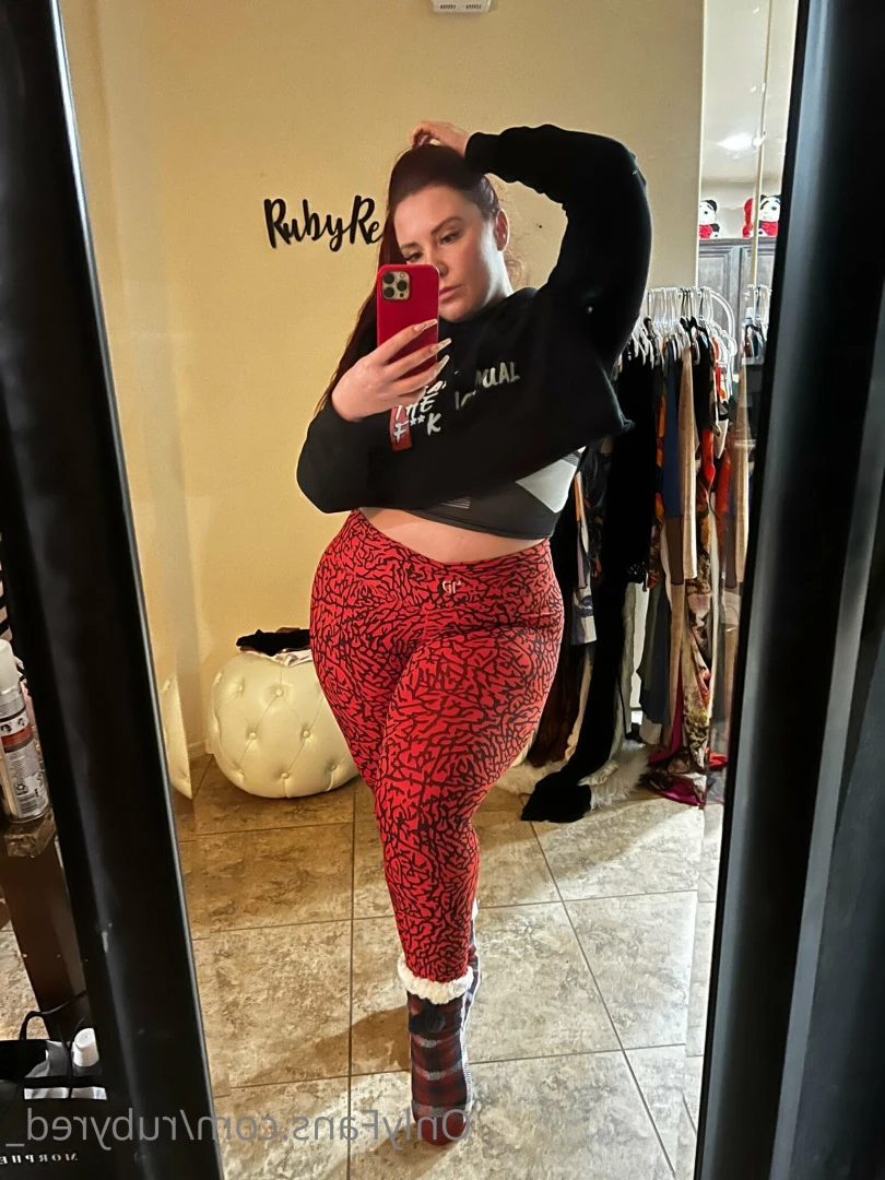 Red [ rubyred_ ] Onlyfans leaked photo 9138439 on Hotleaks.tv