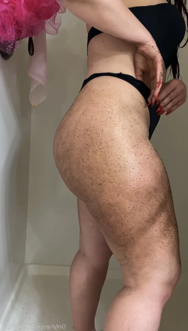 Red [ rubyred_ ] Onlyfans leaked photo 9142367 on Hotleaks.tv
