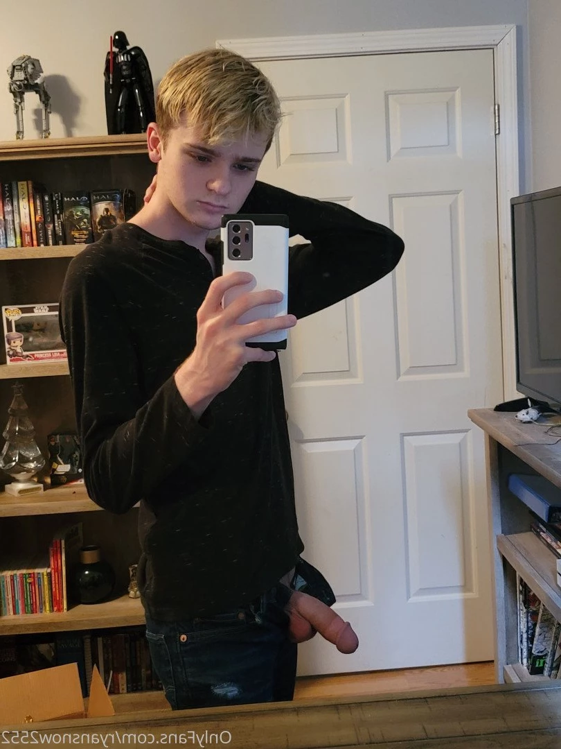 Ryan Snow [ ryansnow2552 ] Onlyfans leaked photo 2796093 on Hotleaks.tv