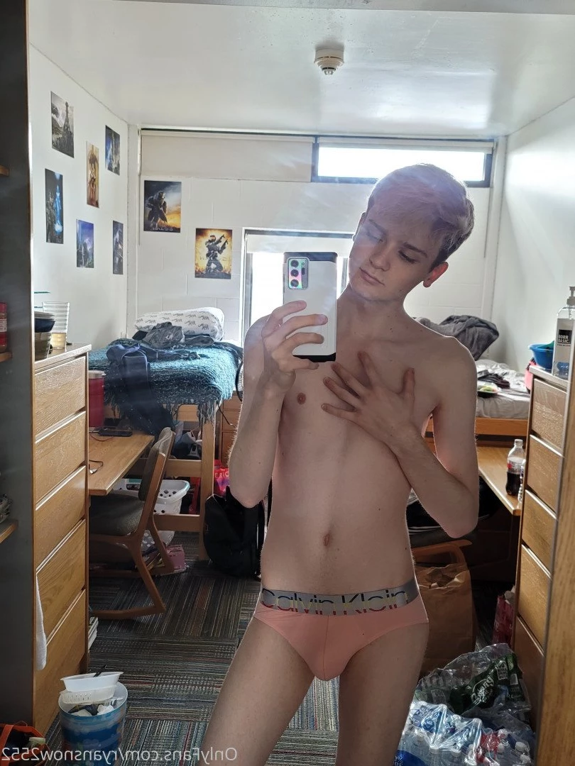 Ryan Snow [ ryansnow2552 ] Onlyfans leaked photo 2796209 on Hotleaks.tv
