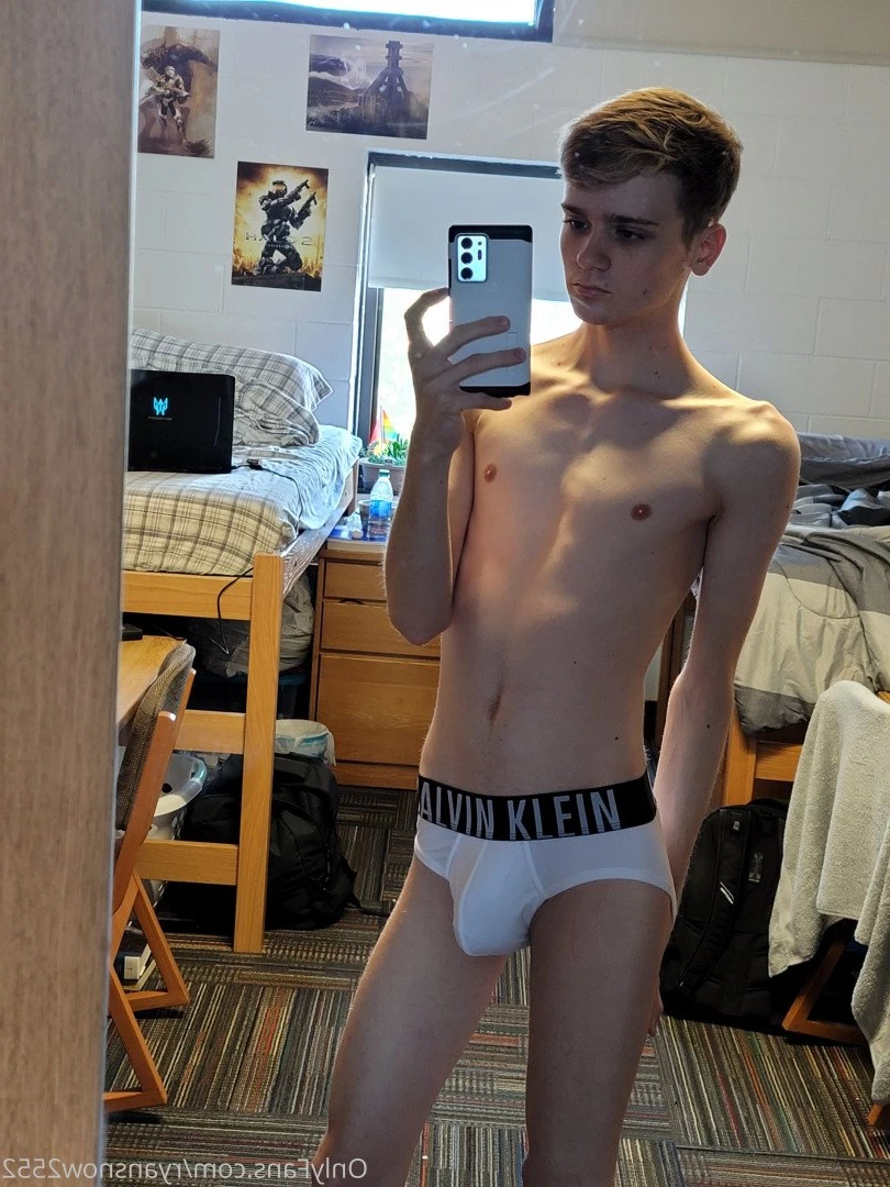 Ryan Snow [ ryansnow2552 ] Onlyfans leaked photo 2797035 on Hotleaks.tv