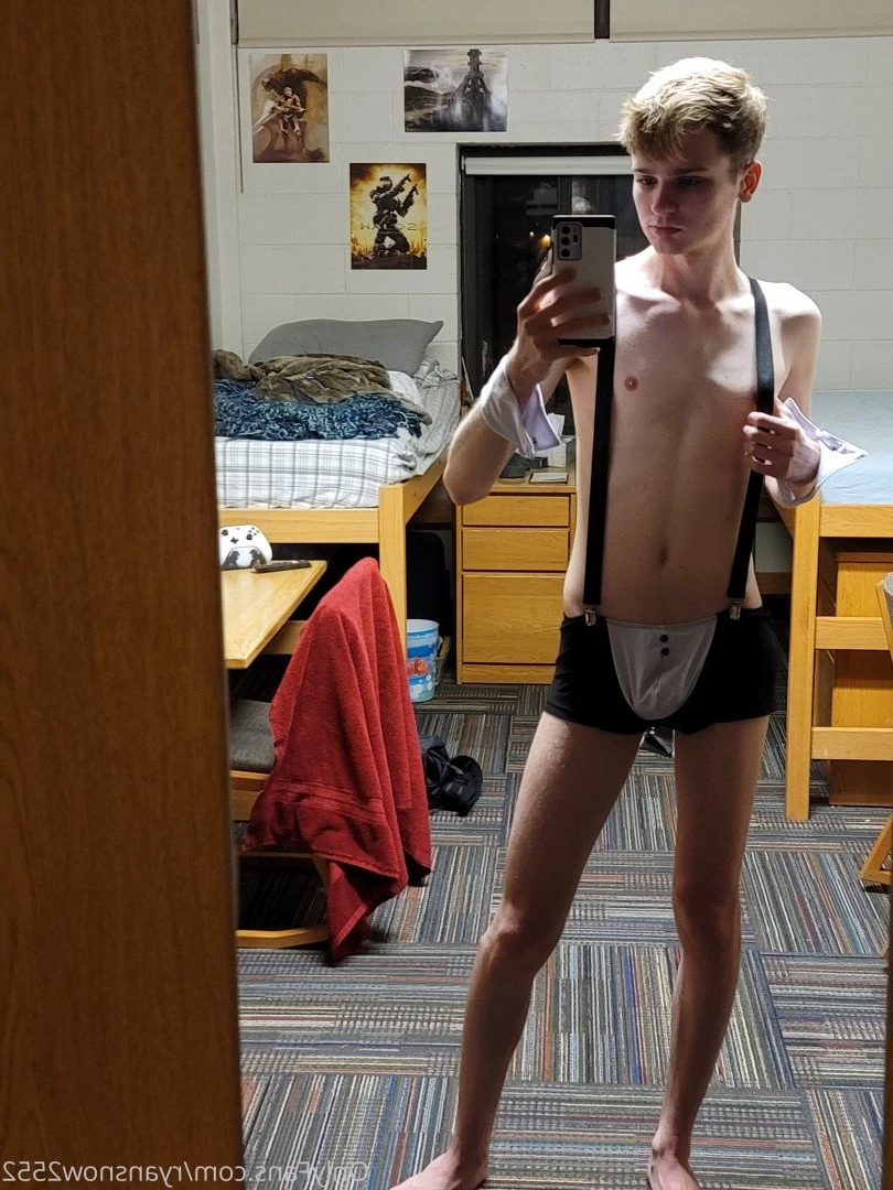 Ryan Snow [ ryansnow2552 ] Onlyfans leaked photo 2797758 on Hotleaks.tv