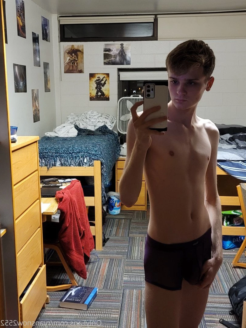 Ryan Snow [ ryansnow2552 ] Onlyfans leaked photo 2803482 on Hotleaks.tv