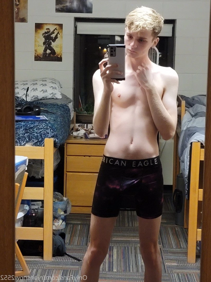 Ryan Snow [ ryansnow2552 ] Onlyfans leaked photo 2805756 on Hotleaks.tv