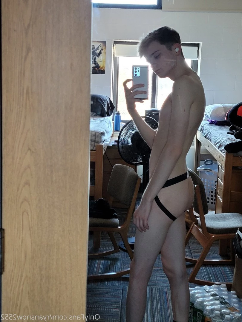 Ryan Snow [ ryansnow2552 ] Onlyfans leaked photo 2807408 on Hotleaks.tv