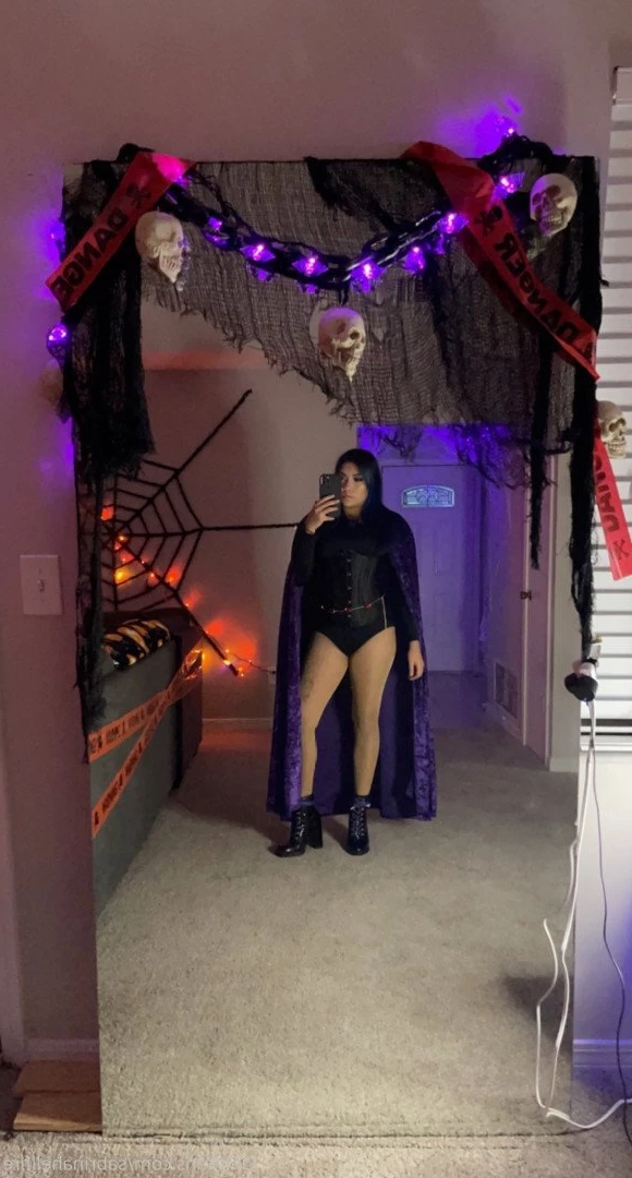 𝐒𝐚𝐛𝐫𝐢𝐧𝐚𝐬 𝑭𝒓𝒆𝒆 𝐏𝐥𝐚𝐲𝐫𝐨𝐨𝐦 [ sabrinasfree ] Onlyfans leaked photo 2765529 on Hotleaks.tv