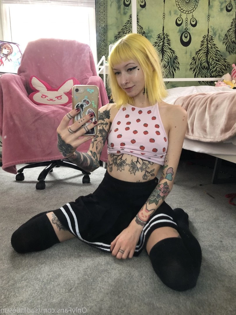 sunshine [ sadlittlesun ] Onlyfans leaked photo 2787853 on Hotleaks.tv