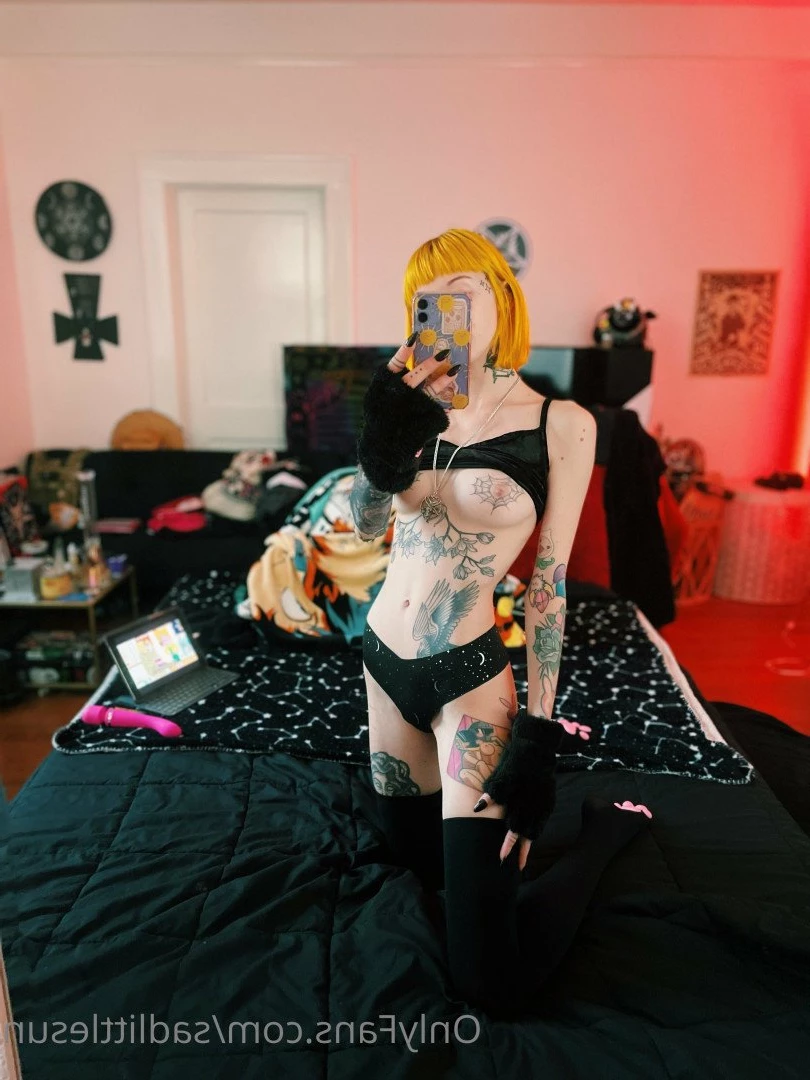 sunshine [ sadlittlesun ] Onlyfans leaked photo 2788389 on Hotleaks.tv