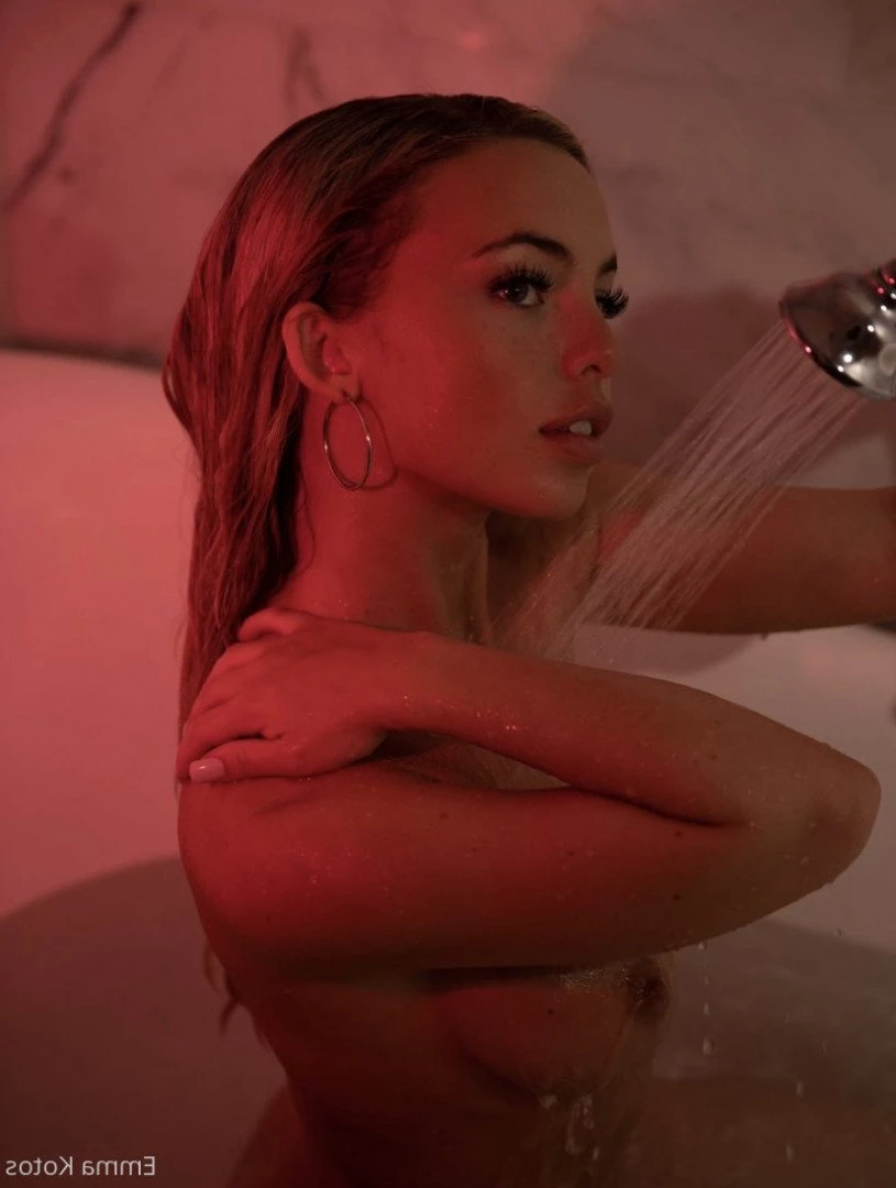 Emma Kotos [ emmakotos ] Onlyfans leaked photo 1447150 on Hotleaks.tv