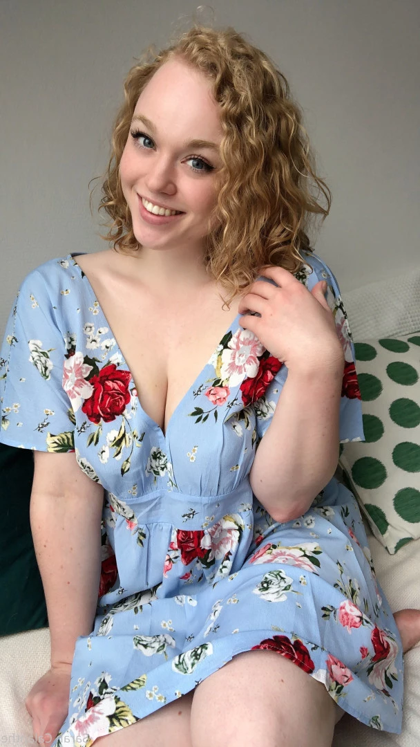 Sarah Calanthe Curvy Cock Tease 😈 [ sarah-xxx ] Onlyfans leaked photo 5791084 on Hotleaks.tv