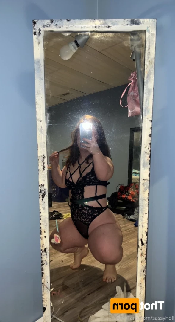 Holly [ sassyholly ] Onlyfans leaked photo 11492797 on Hotleaks.tv