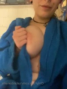 4574457