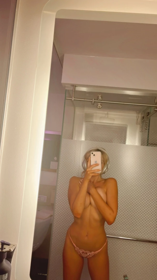 Emmy Corinne [ emmycorinne ] Onlyfans leaked photo 13835148 on Hotleaks.tv