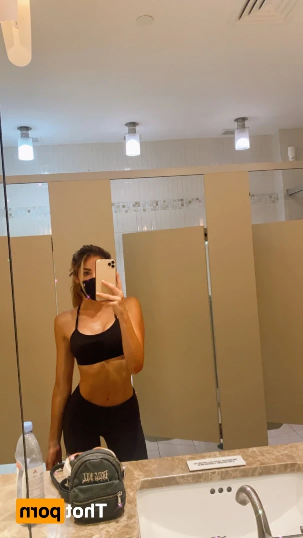 Emmy Corinne [ emmycorinne ] Onlyfans leaked photo 14902894 on Hotleaks.tv