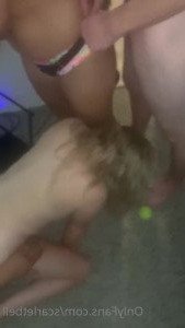 4576433