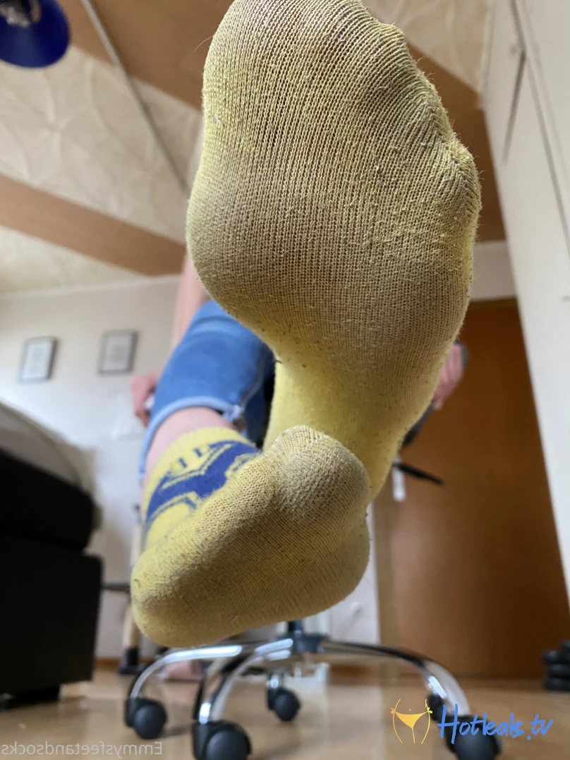 Emmysfeetandsocks [ emmyfeetandsocks ] Onlyfans leaked photo 12133861 on Hotleaks.tv