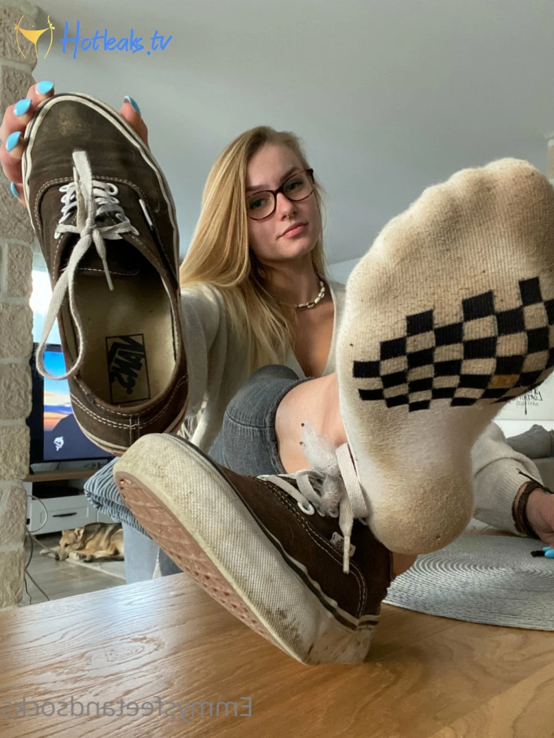 Emmysfeetandsocks [ emmyfeetandsocks ] Onlyfans leaked photo 12198654 on Hotleaks.tv