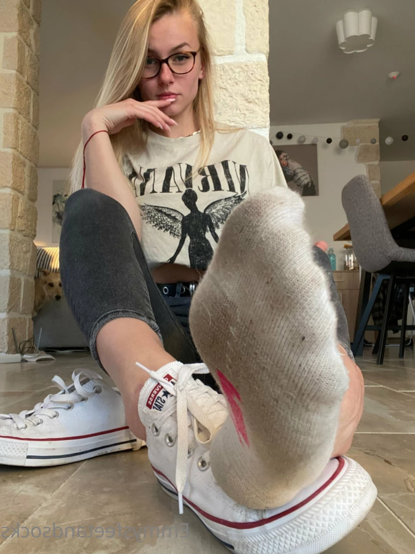Emmysfeetandsocks [ emmyfeetandsocks ] Onlyfans leaked photo 12222611 on Hotleaks.tv
