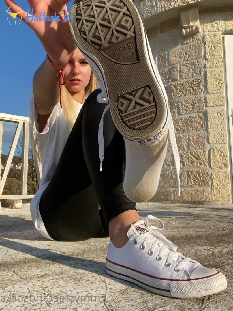 Emmysfeetandsocks [ emmyfeetandsocks ] Onlyfans leaked photo 12227779 on Hotleaks.tv