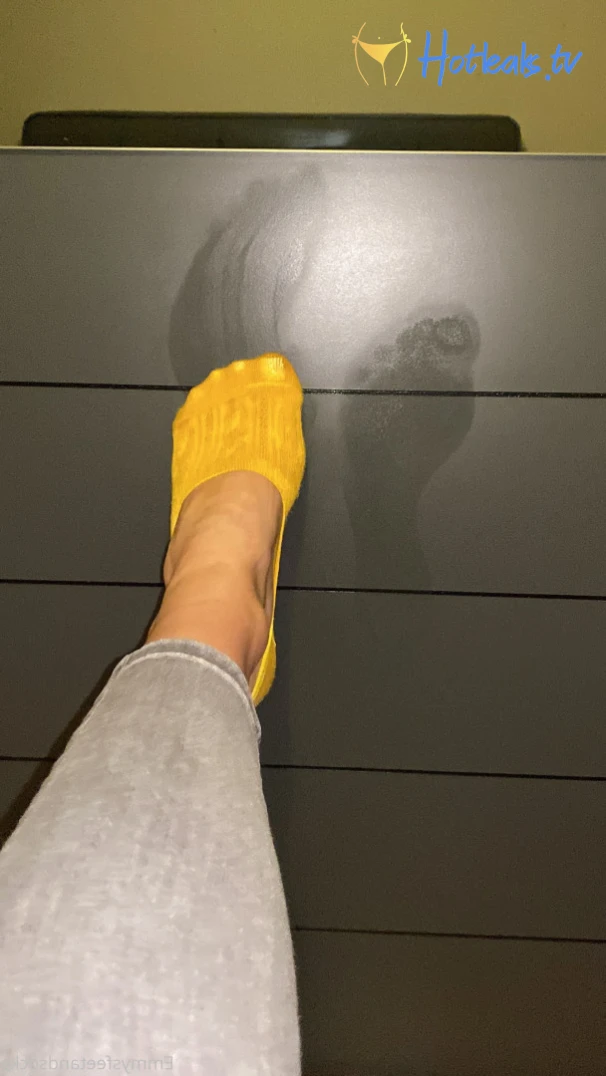 Emmysfeetandsocks [ emmyfeetandsocks ] Onlyfans leaked photo 12267329 on Hotleaks.tv