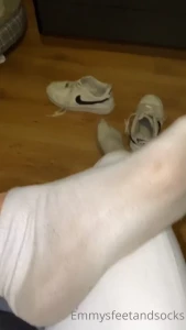 Emmysfeetandsocks [ emmyfeetandsocks ] Onlyfans leaked video 12343445 on Hotleaks.tv