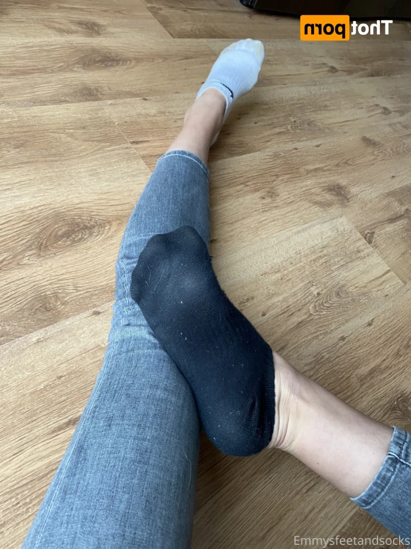 Emmysfeetandsocks [ emmyfeetandsocks ] Onlyfans leaked photo 12384088 on Hotleaks.tv