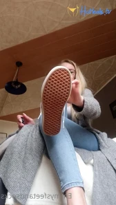 Emmysfeetandsocks [ emmyfeetandsocks ] Onlyfans leaked video 12593356 on Hotleaks.tv