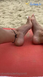 Emmysfeetandsocks [ emmyfeetandsocks ] Onlyfans leaked video 13093005 on Hotleaks.tv