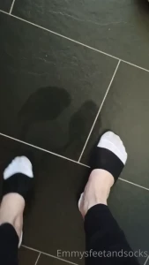 Emmysfeetandsocks [ emmyfeetandsocks ] Onlyfans leaked video 13500527 on Hotleaks.tv