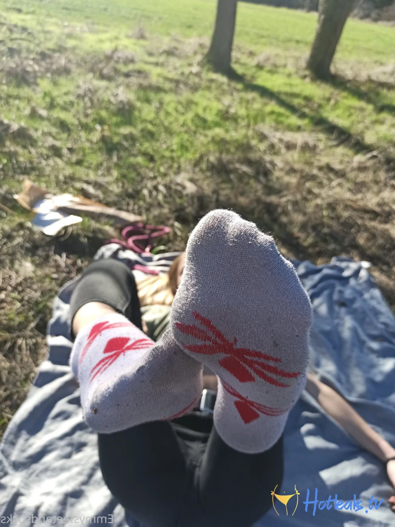 Emmysfeetandsocks [ emmyfeetandsocks ] Onlyfans leaked photo 13671481 on Hotleaks.tv