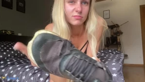 Emmysfeetandsocks [ emmyfeetandsocks ] Onlyfans leaked video 16195891 on Hotleaks.tv