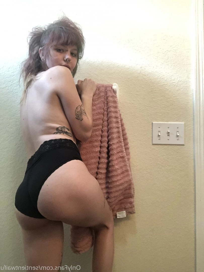 Sentient Waifu ^-^ [ sentientwaifu ] Onlyfans leaked photo 2749557 on Hotleaks.tv