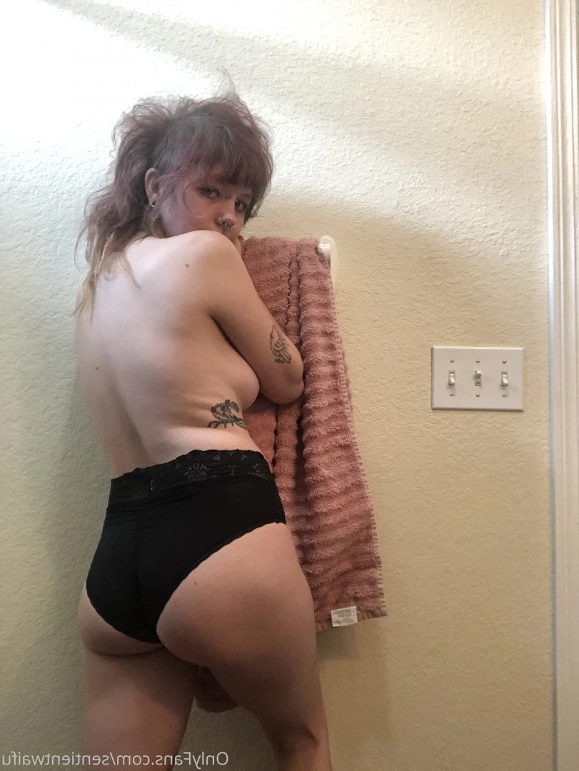 Sentient Waifu ^-^ [ sentientwaifu ] Onlyfans leaked photo 2750139 on Hotleaks.tv