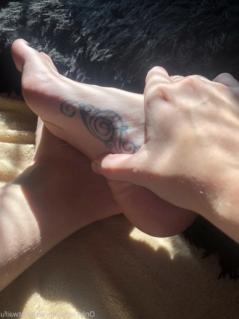 Sentient Waifu ^-^ [ sentientwaifu ] Onlyfans leaked photo 2750397 on Hotleaks.tv