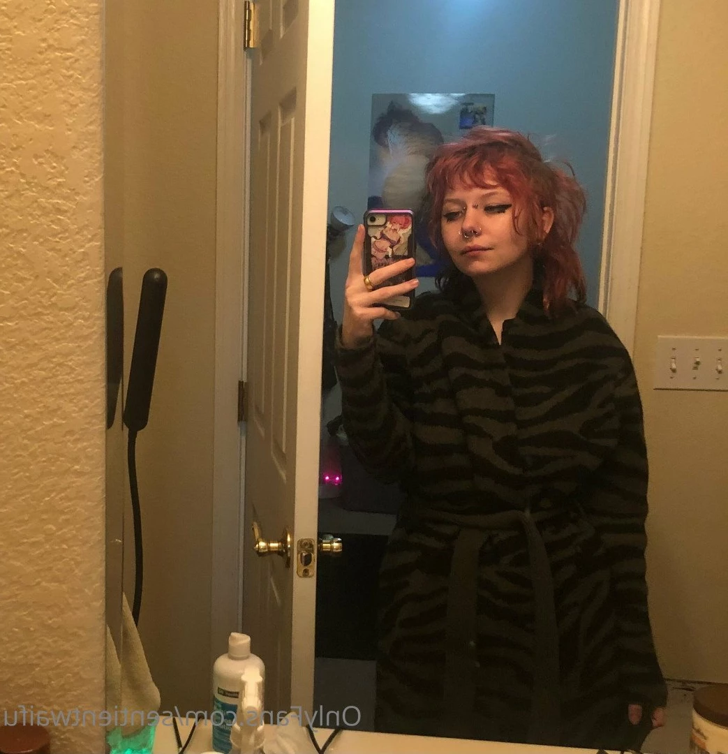 Sentient Waifu ^-^ [ sentientwaifu ] Onlyfans leaked photo 2750456 on Hotleaks.tv