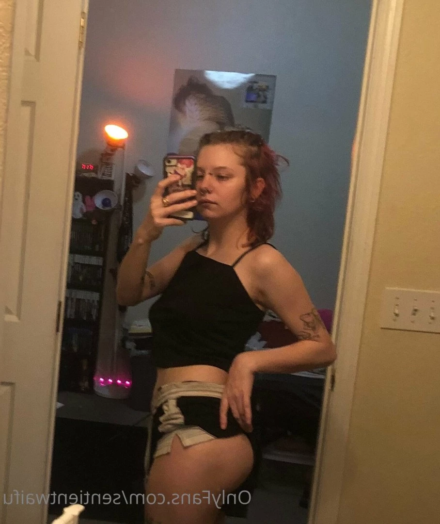 Sentient Waifu ^-^ [ sentientwaifu ] Onlyfans leaked photo 2750596 on Hotleaks.tv