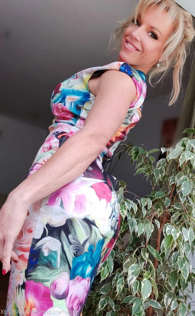 🦋SerenaBoux 🇬🇧 Butterfly Pussy 😻 [ serenaboux ] Onlyfans leaked photo 2803867 on Hotleaks.tv
