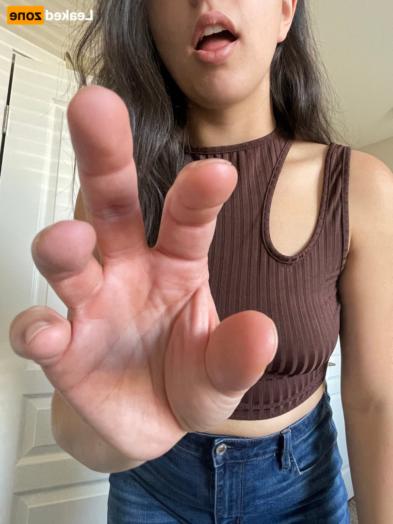 Serena🍒👣 [ serenasoles99 ] Onlyfans leaked photo 16711060 on Hotleaks.tv