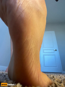 16711290