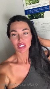 4579958