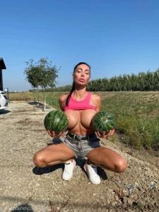 5868833