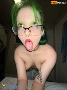 16327530