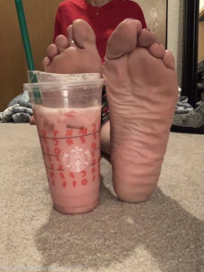 sexysweetfeetana [ sexysweetfeeta1 ] Onlyfans leaked photo 2720671 on Hotleaks.tv