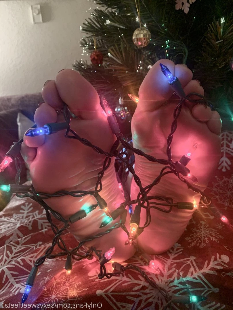 sexysweetfeetana [ sexysweetfeeta1 ] Onlyfans leaked photo 2721076 on Hotleaks.tv