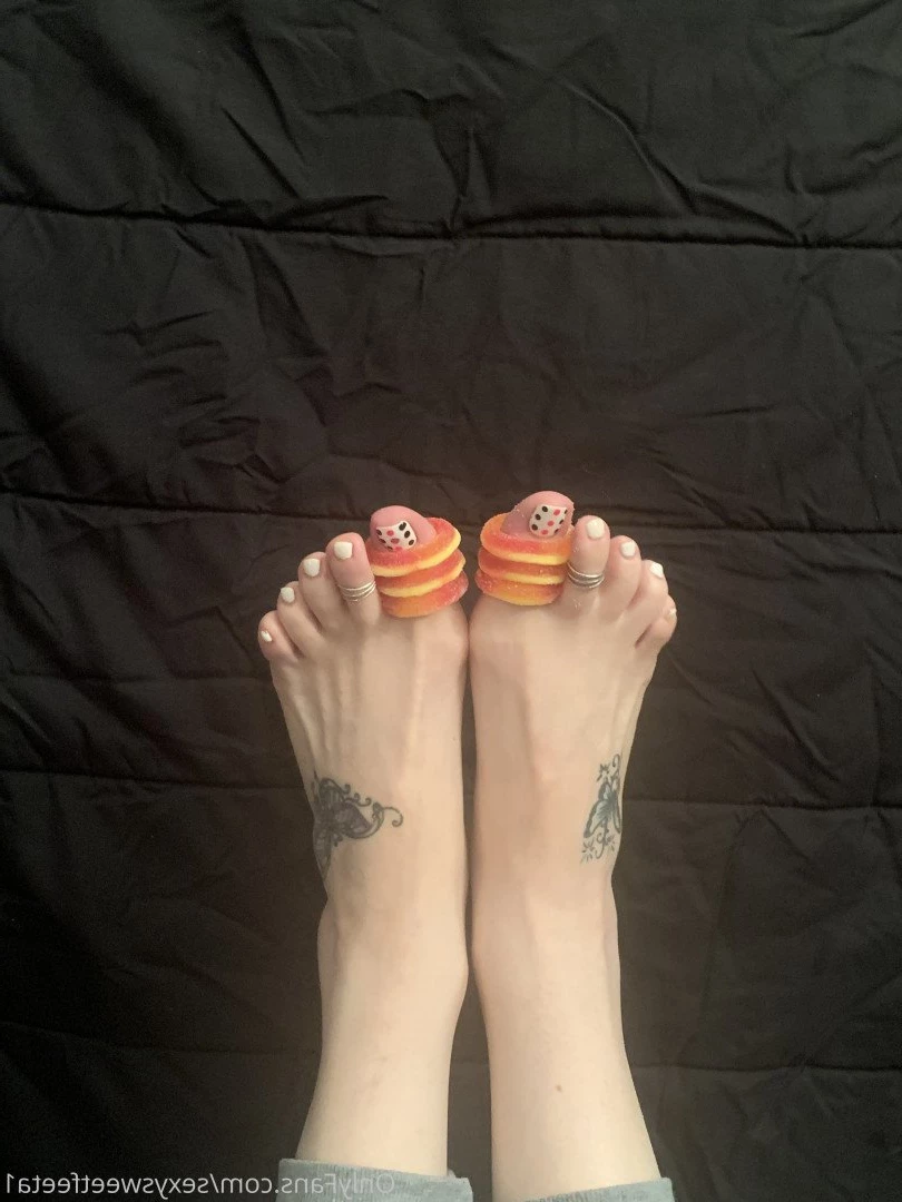 sexysweetfeetana [ sexysweetfeeta1 ] Onlyfans leaked photo 2721714 on Hotleaks.tv