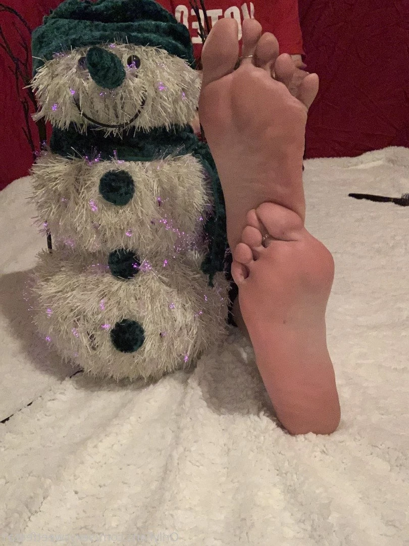 sexysweetfeetana [ sexysweetfeeta1 ] Onlyfans leaked photo 2722159 on Hotleaks.tv
